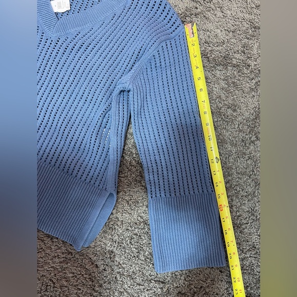 Gap blue cotton V-neck opened stitch relaxed sweater women’s size M - Picture 11 of 14